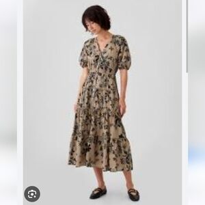Gap Tiered Maxi dress
